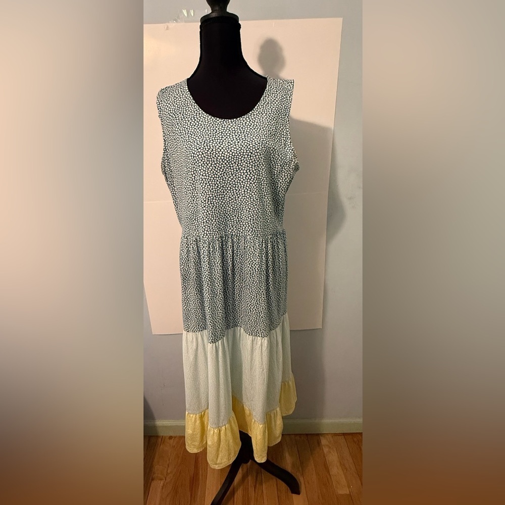 Lands' End Lot of 2 jersey dresses Blue and White Patterned  and navy stripes